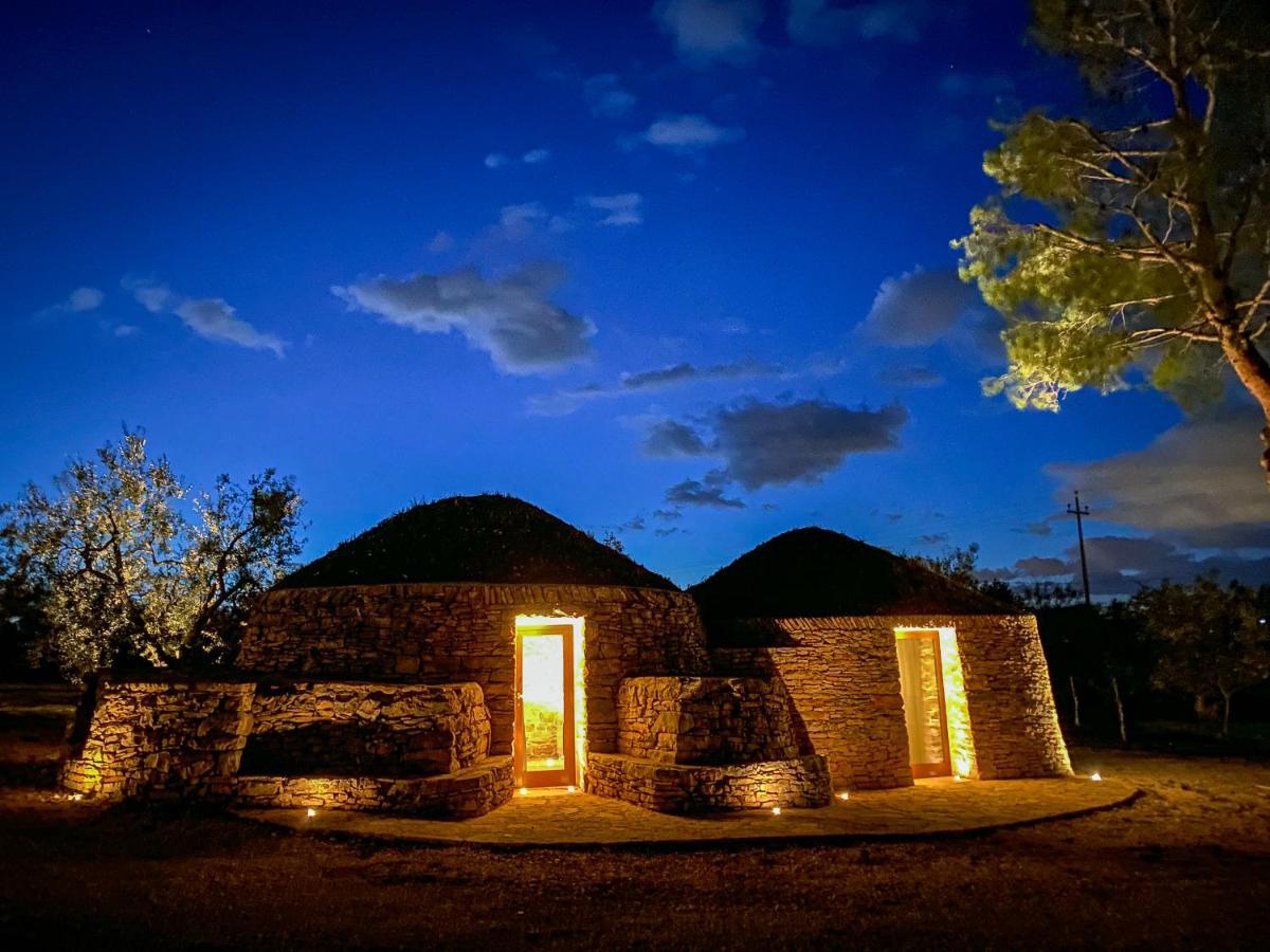Casale Amendolagine Bed & Breakfast Terlizzi Bagian luar foto